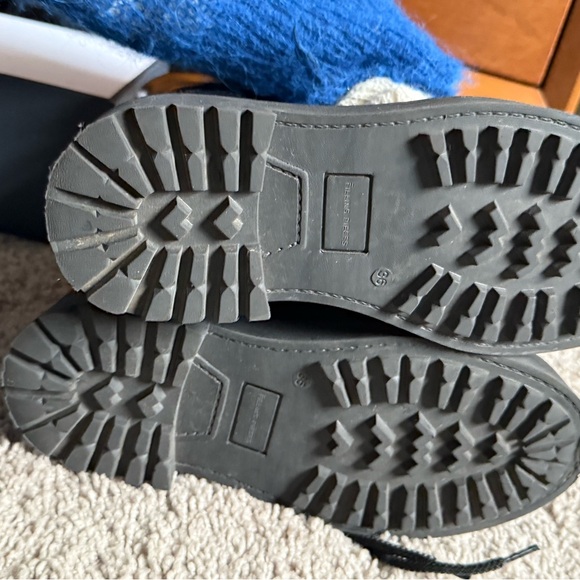 Filling Pieces Black lace platform Booties size 36 - Picture 6 of 8